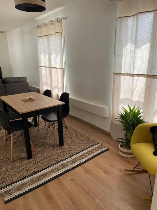 Rare ! Spacieux T3 En Roof-Top Au Barachois - 2 Ch Climatisees - 6 Couchages - Proche Aeroport Σαιν-Ντενί Εξωτερικό φωτογραφία